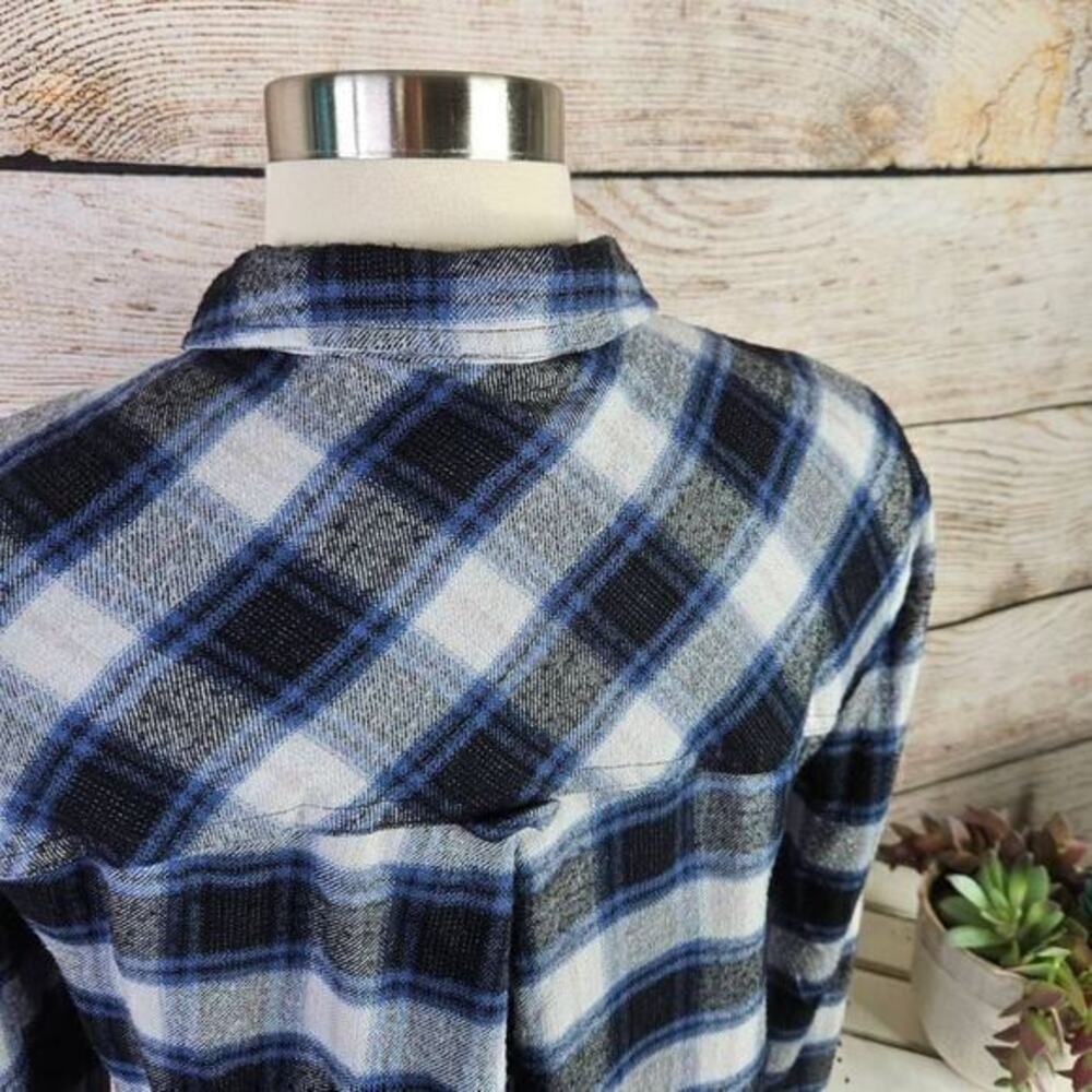 Urban‎ Outfitters BDG Buffalo Plaid Blue Flannel Button Down Top Size Medium - Picture 4 of 6